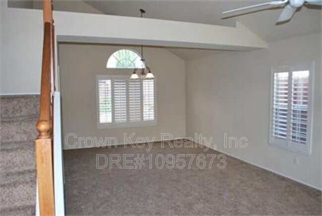 Foto del edificio - 1421 Renown Dr