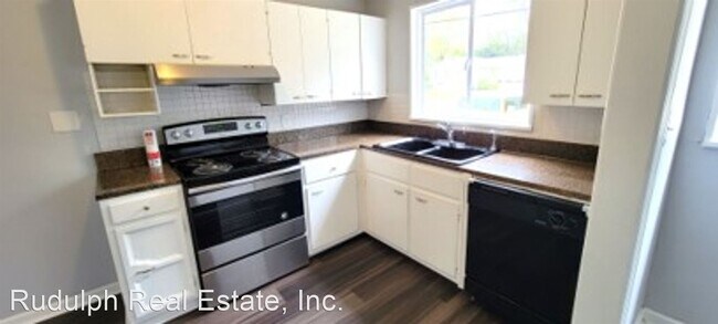Building Photo - 3 br, 3 bath House - 660 Hagood St.