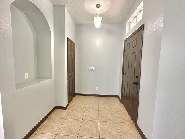 Foto del edificio - Awesome house for rent