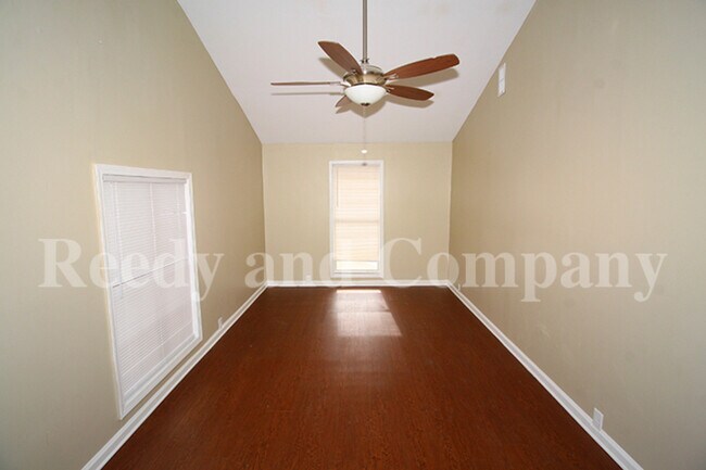 Foto del edificio - 3712 Dove Call Cove