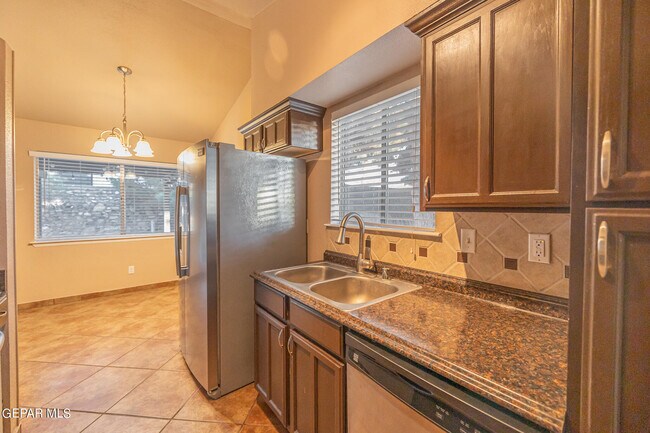 Building Photo - 1608 Bernard Kern Dr