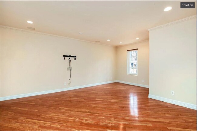 Foto del edificio - 4056 Shady Valley Dr