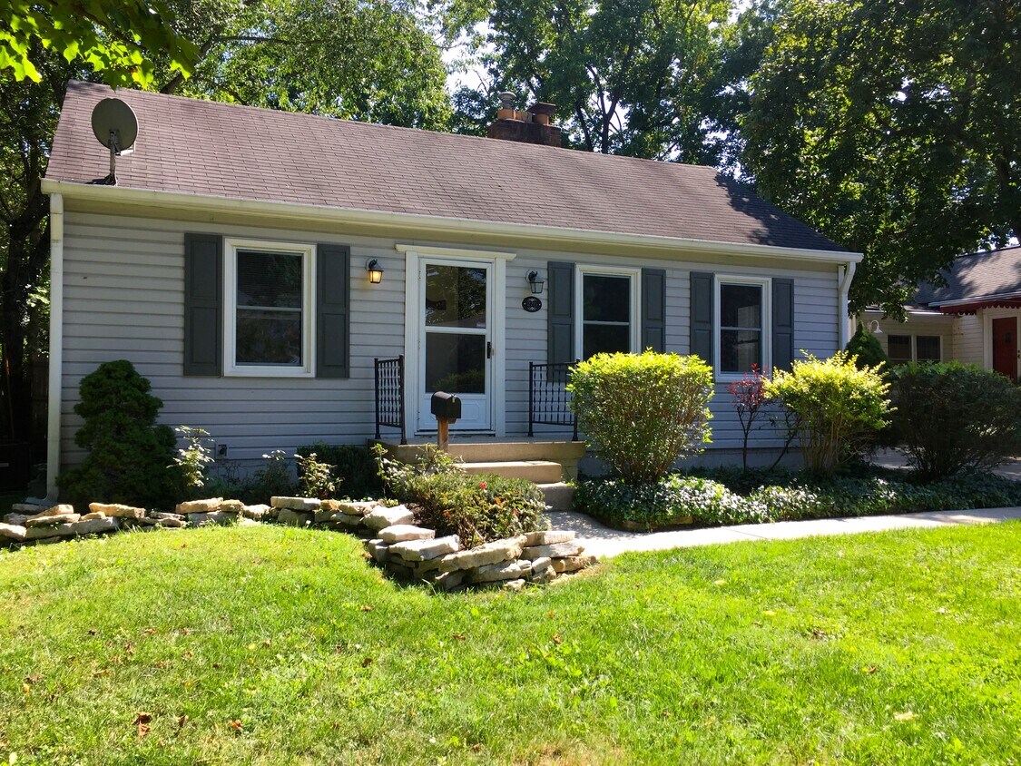 Primary Photo - 2715 E Northgate St