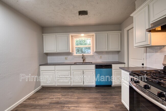 Foto del edificio - 2828 SW 83rd St