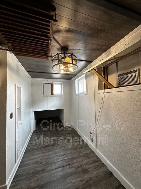 Photo - 2419 F St House