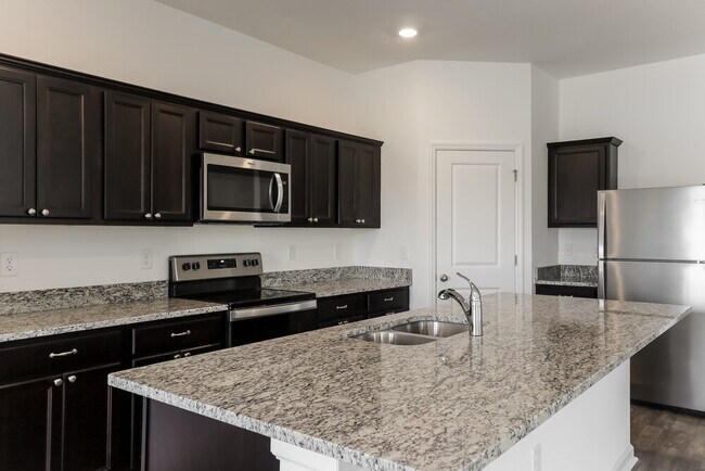 Building Photo - 5645 Alexander Springs Pl