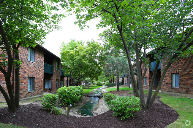 Arbor Lakes Apartments Rentals - Arlington Heights, IL 