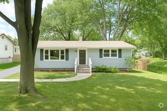 Building Photo - 1711 Beach Rd