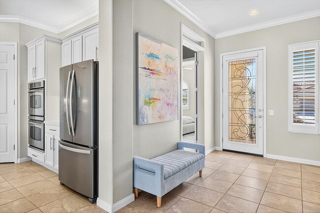 Foto del edificio - 81112 Avenida Lorena