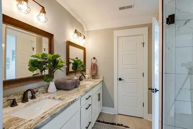 Foto del edificio - 2017 12th Ave N