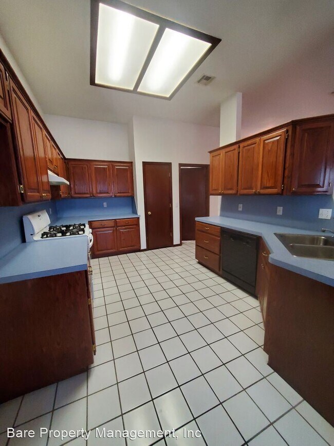Building Photo - 3 br, 2 bath House - 1913 Rising Hill Drive