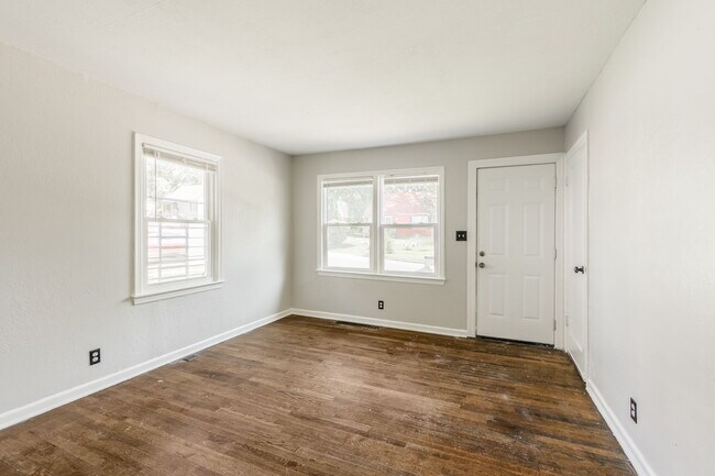 Foto del edificio - 5760 College Ave