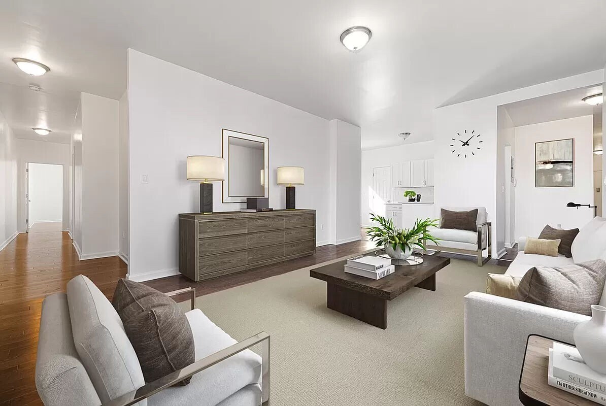 Foto principal - 853 Riverside Drive