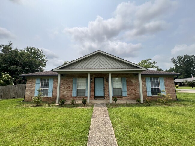 Foto del edificio - 18874 Mahan Loop