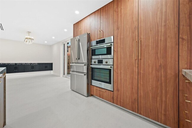 Foto del edificio - 8511 NW 141st Terrace