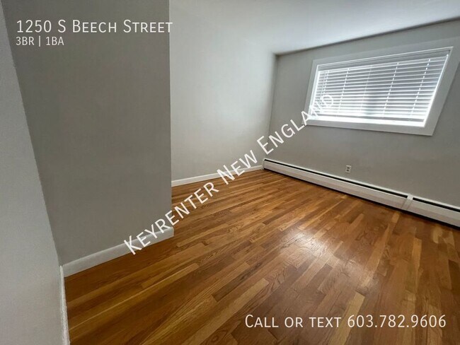 Building Photo - Beautiful 3 Bedroom Home for Immediate Mov...