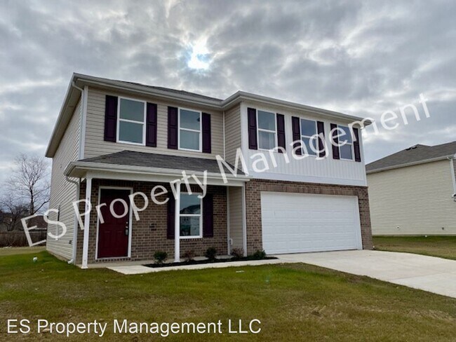 Building Photo - 4 br, 2.5 bath House - 2901 W. Kings Canyo...