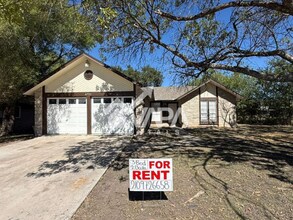 Building Photo - 6731 Cypress Lake Dr