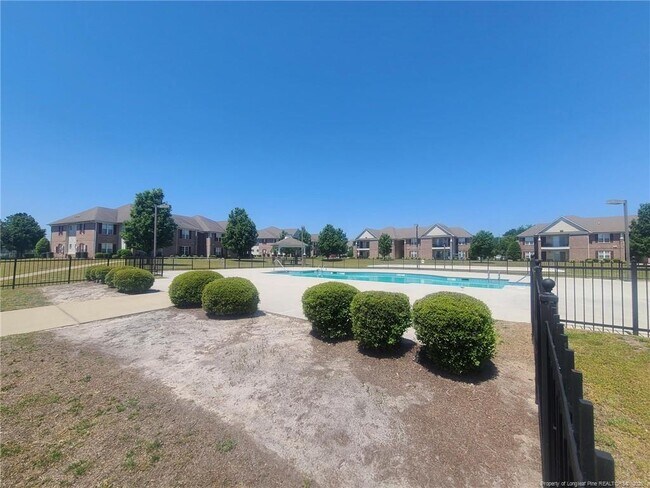 Building Photo - 1761 Renwick Dr