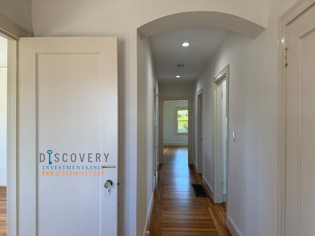 Foto del edificio - Newly Renovated & Turn-Key Home in Prime El Cerrito Walking Distance to BART and Parks
