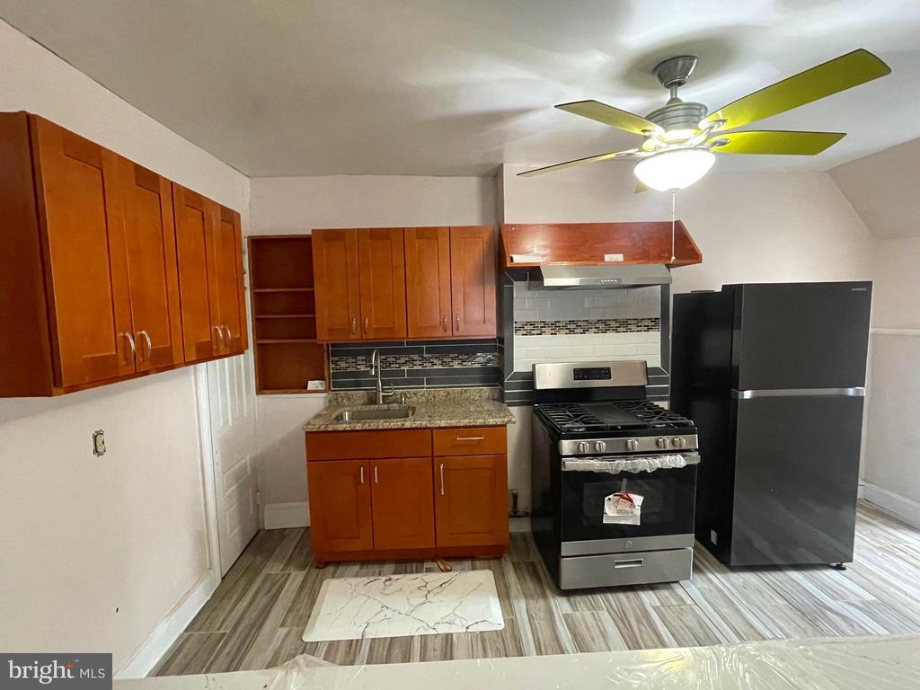 Primary Photo - 1236 S 57th St