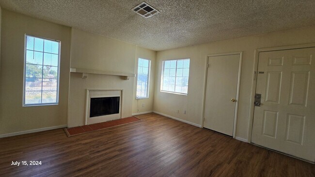 Building Photo - 4220 Middlesex Ave