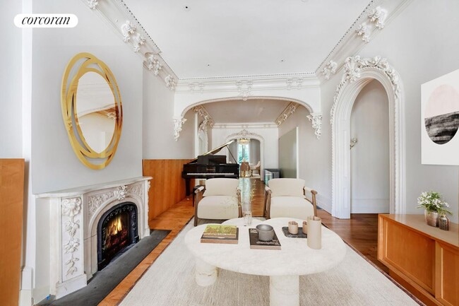 Foto del edificio - 120 E 19th St