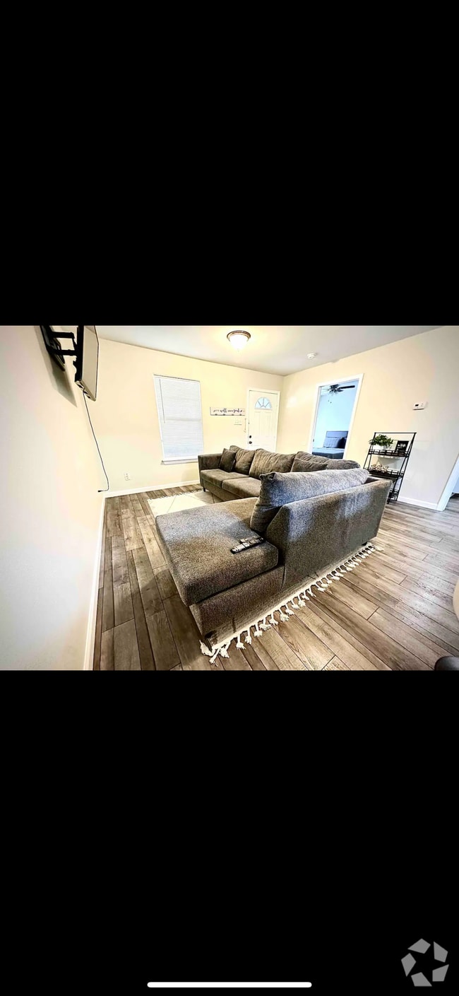 Townhomes for rent in Baytown TX 1 Townhouses