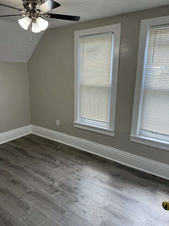 Foto del edificio - Nice 3 bedroom, 1 bath unit for rent.