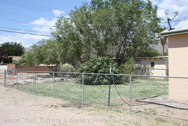 Building Photo - 2 br, 1 bath House - 1905 12th St