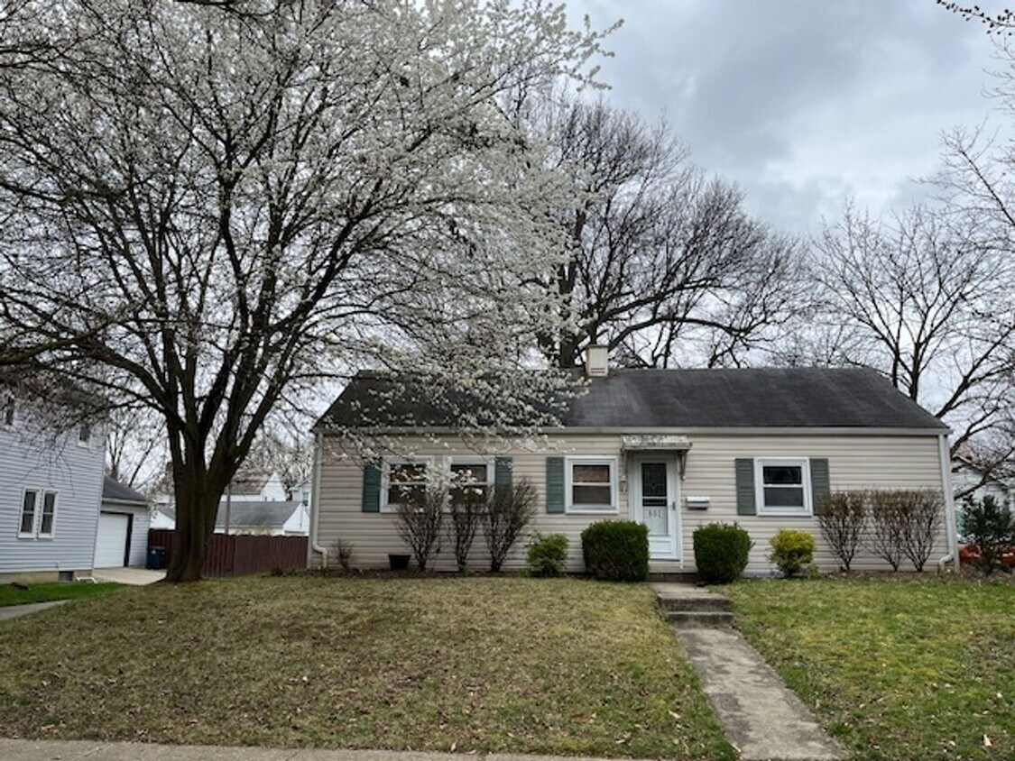 Primary Photo - 2 bed 2 bath Single Family Home in Bexley ...