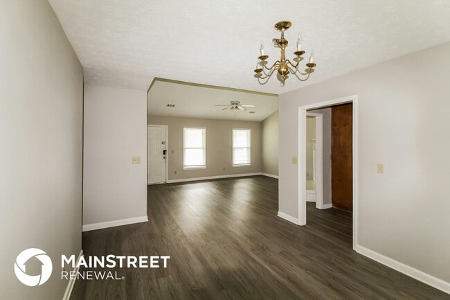 Building Photo - 608 Hunters Cove Ln