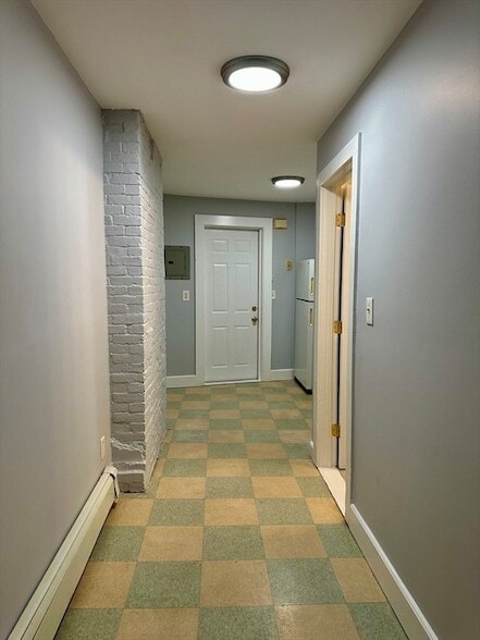 Building Photo - 228 Sumner St