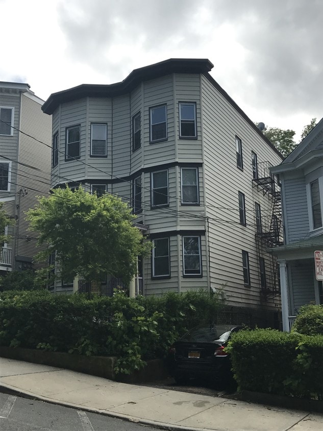 50 Washington - 50 Washington Ave