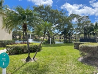 Foto del edificio - 600 Cypress Club Way