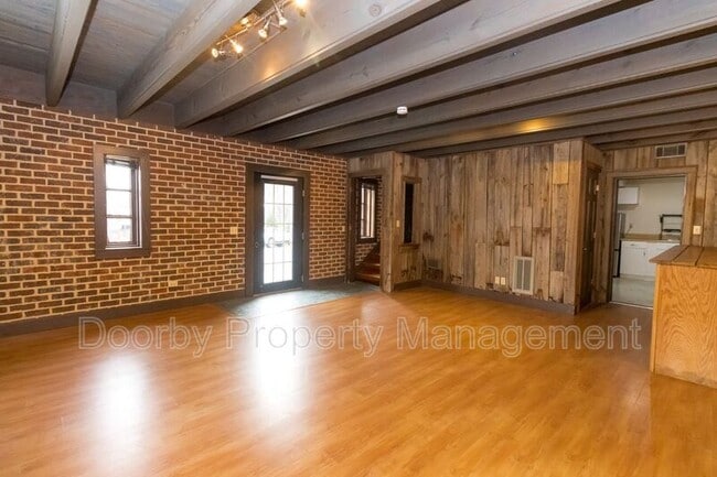 Foto del edificio - 715 Mississippi Ave