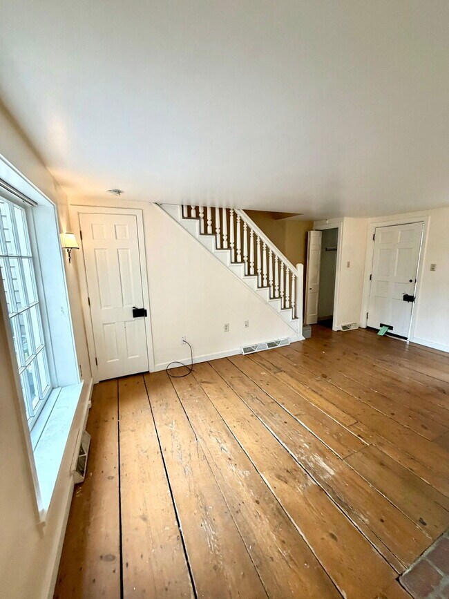 Foto del edificio - 139 Howard Ave