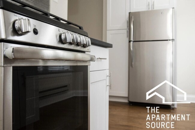 Photo - 3817 North Greenview Avenue #1E Apartment