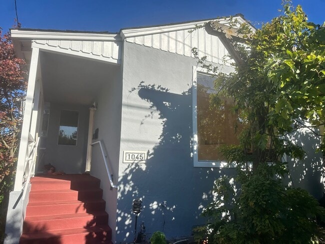 Foto del edificio - 1045 Evelyn Ave