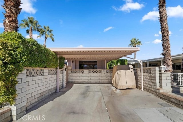Building Photo - 73182 Palm Greens Pkwy