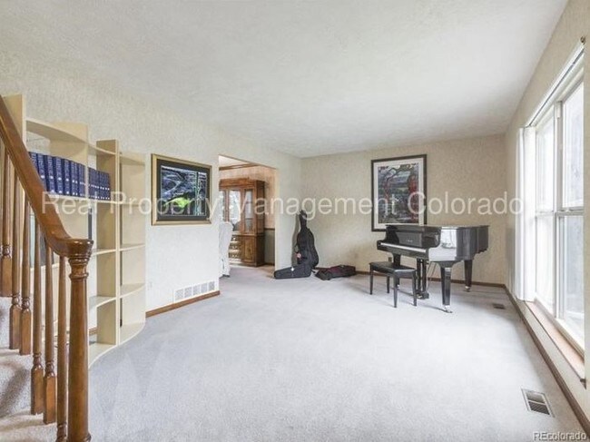 Building Photo - 6042 S Lima Way