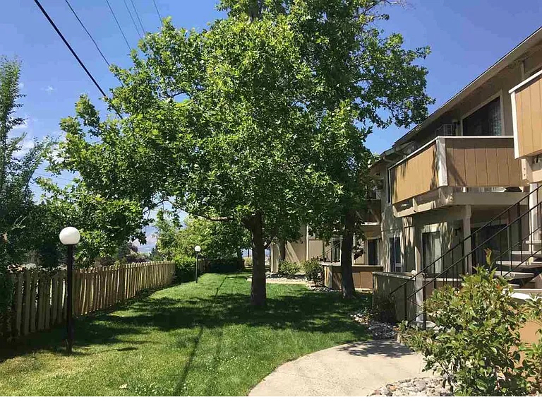 Primary Photo - 3855 E Leonesio Dr