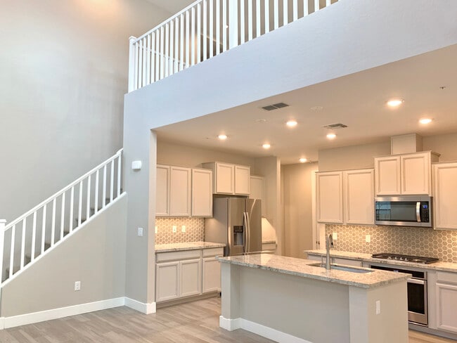 Building Photo - 3855 S McQueen Rd