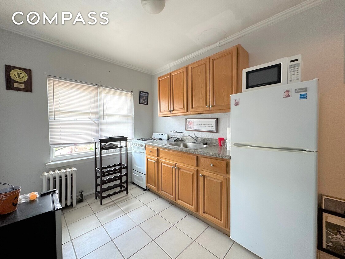 5804 79th St Unit 2, Queens, NY 11379 Apartment for Rent in Queens