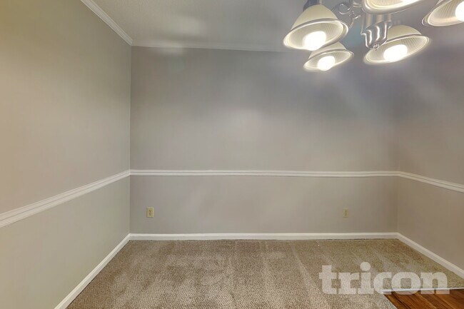 Foto del edificio - 1202 Holly Hills Dr SW