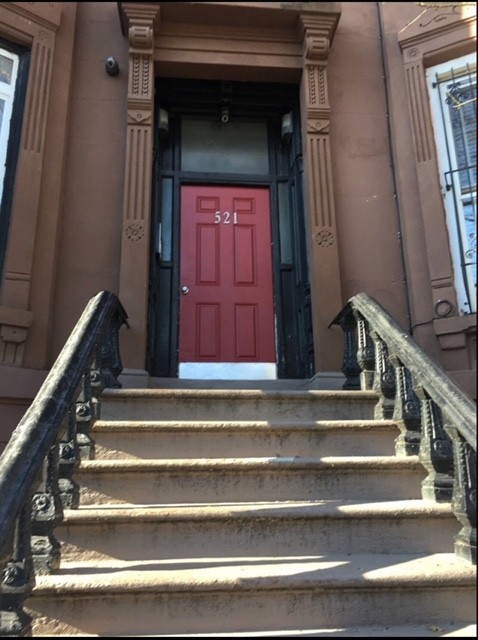 Primary Photo - 521 Madison St