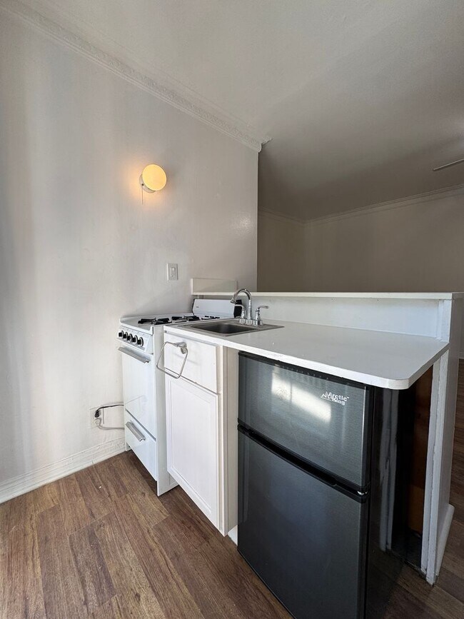 Foto del interior - Hayworth Courtyard Apartments – West Holly...