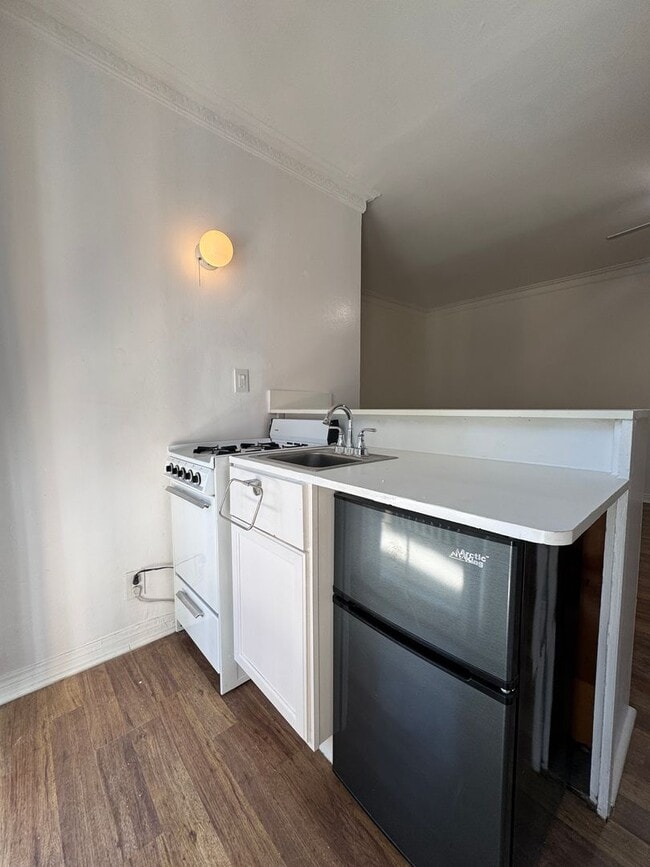 Foto del interior - Hayworth Courtyard Apartments – West Hollywood Living