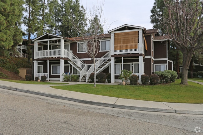 Building Photo - Vantage Point Apartments