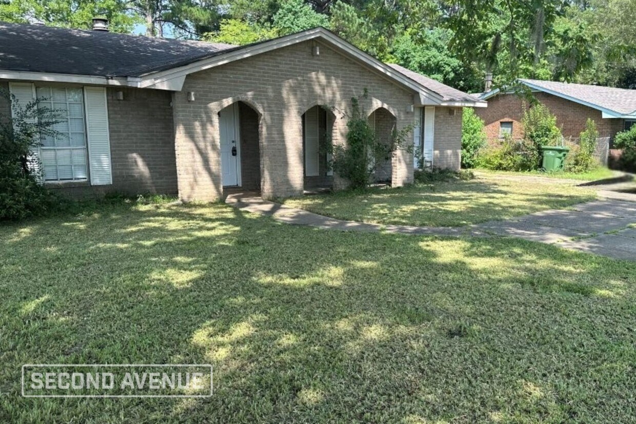 Foto principal - 3843 Woodley Rd
